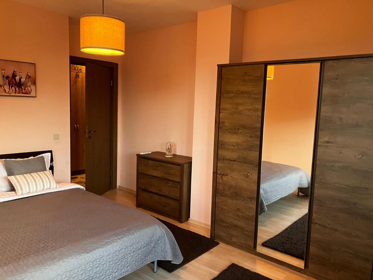 Mirabell Apartment Bansko - Mountain View & Fireplace Extérieur photo